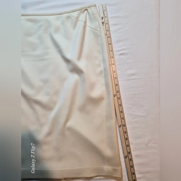 Talbots Ivory Seasonless Wool Blend Pencil Skirt Career Size 14P - Picture 6 of 7